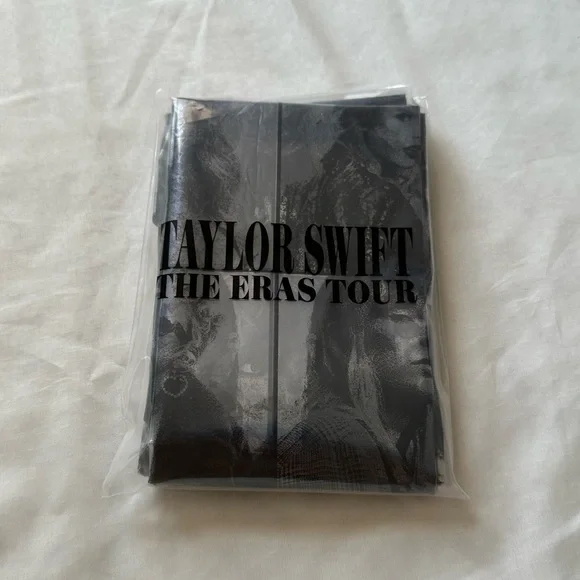 Taylor Swift The Eras Tour Poncho - Picture 2 of 6